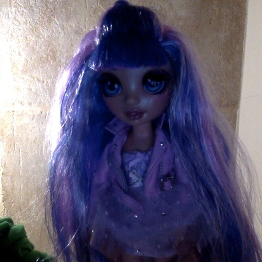 Rainbow high doll - Picture 3 of 5